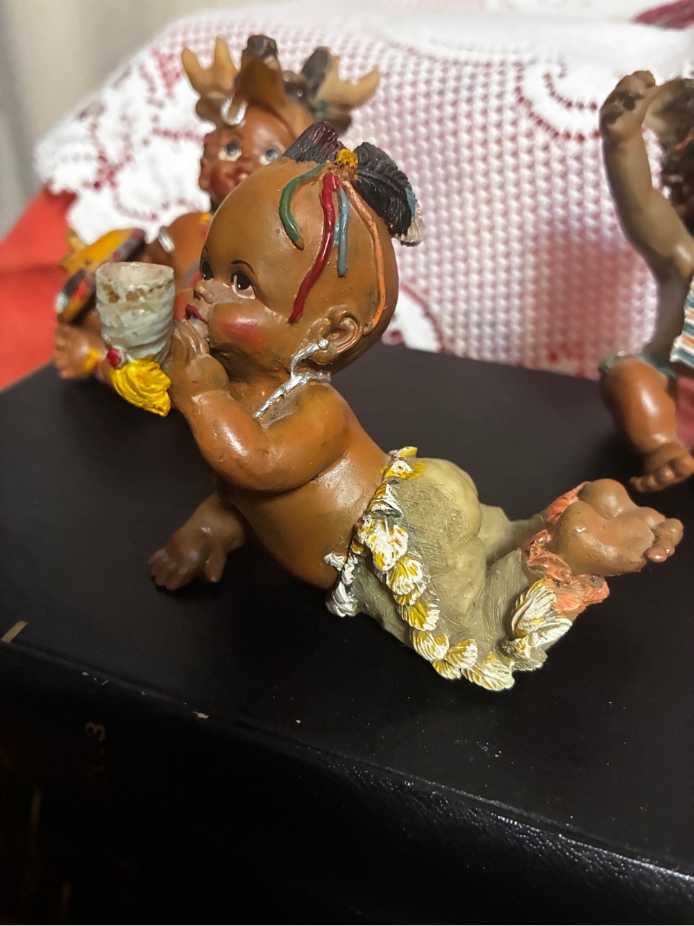 Vintage All God’s Children Tribal Baby Figurine Set of 3 Native American - Picture 3 of 15